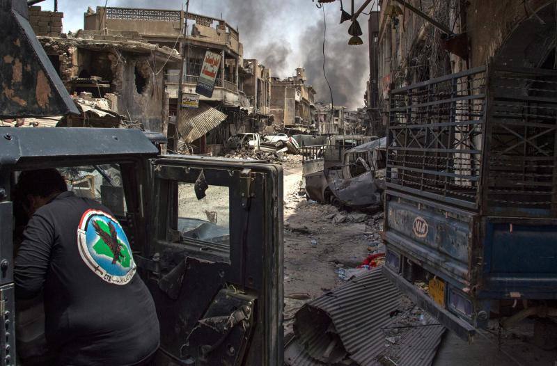 El califato arroja la toalla en Mosul y sus dirigentes han trasladado su centro de operaciones a Tal Afar, situada a 65 km de la capital.