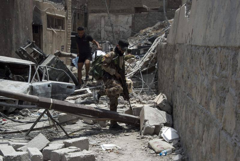 El califato arroja la toalla en Mosul y sus dirigentes han trasladado su centro de operaciones a Tal Afar, situada a 65 km de la capital.