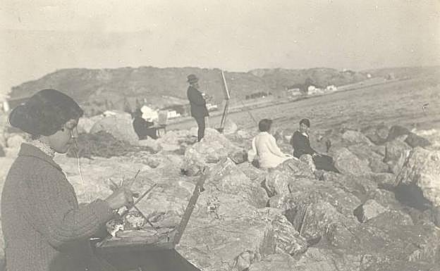 El reportaje descubre que la otra hija del artista, María, también estuvo presente y pintó también esa escena.