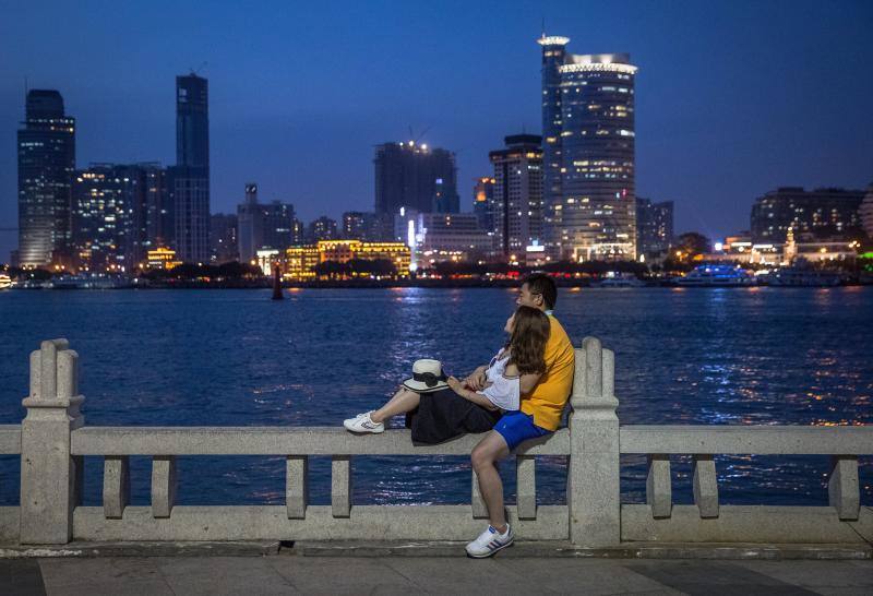 La ciudad de Xiamen, China, fue una de las primeras ciudades chinas en convertirse en una Zona Económica Especial en los años 70, impulsando el desarrollo y abriendo empresas chinas al mundo exterior. Durante las últimas décadas, Xiamen se ha convertido en un gran destino turístico. Kulangsu fue incluida en la lista de Patrimonio Mundial de la Organización de las Naciones Unidas para la Educación, la Ciencia y la Cultura 
