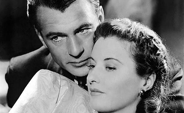Barbara Stanwick y Gary Cooper, en una escena de la película 'Juan Nadie'.