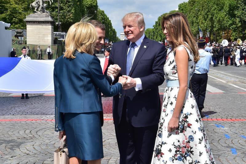 La Fiesta Nacional francesa contó con la asistencia del presidente de los Estados Unidos en conmemoración del centenario de la entrada de Estados Unidos en la Primera Guerra Mundial junto a Francia y al resto de los aliados.