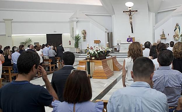 Emotivo adiós en Málaga al periodista Joaquín Marín