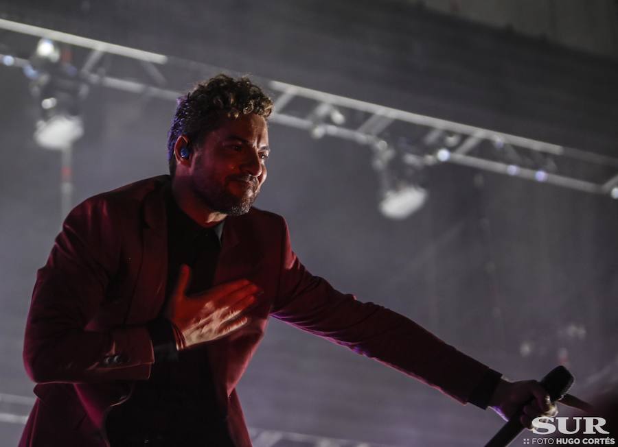 David Bisbal desgranó las canciones de su último disco, ‘Hijos del mar’, en un concierto que padeció graves problemas de sonido