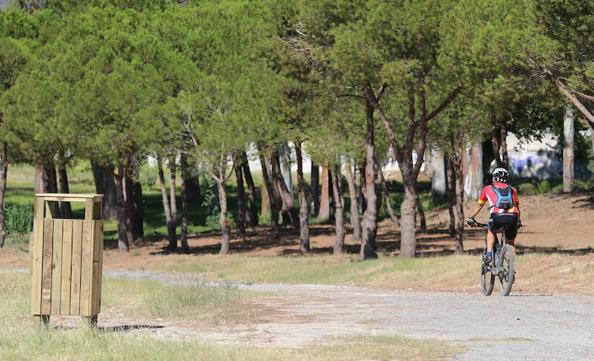 Imagen. Un ciclista, esta mañana en el recinto