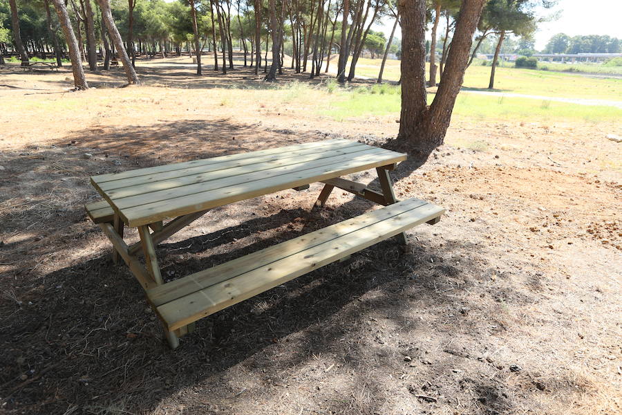 El recinto, que no contará con vigilancia, estará abierto las 24 horas y dispone de una veintena de mesas y papeleras para hacer picnic 