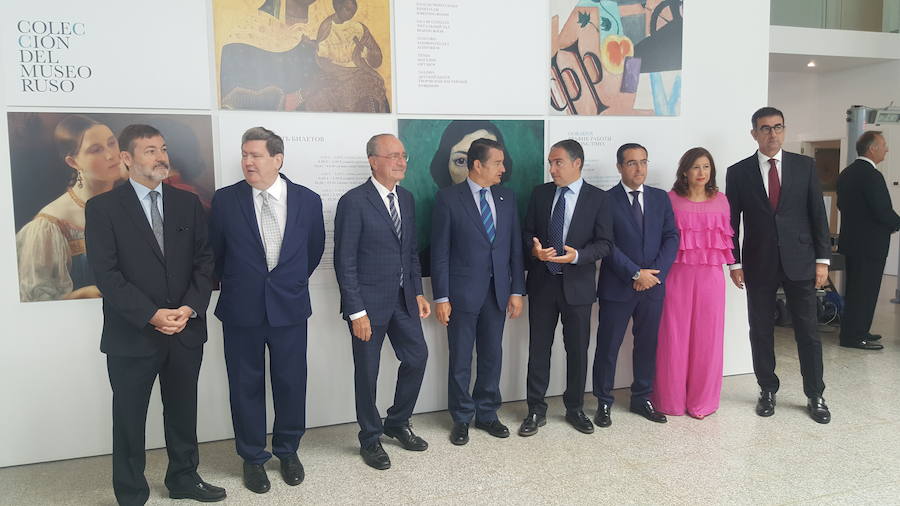 La monarca ha acudido a la apertura oficial del encuentro de los directores del instituto Cervantes en el Museo Ruso 