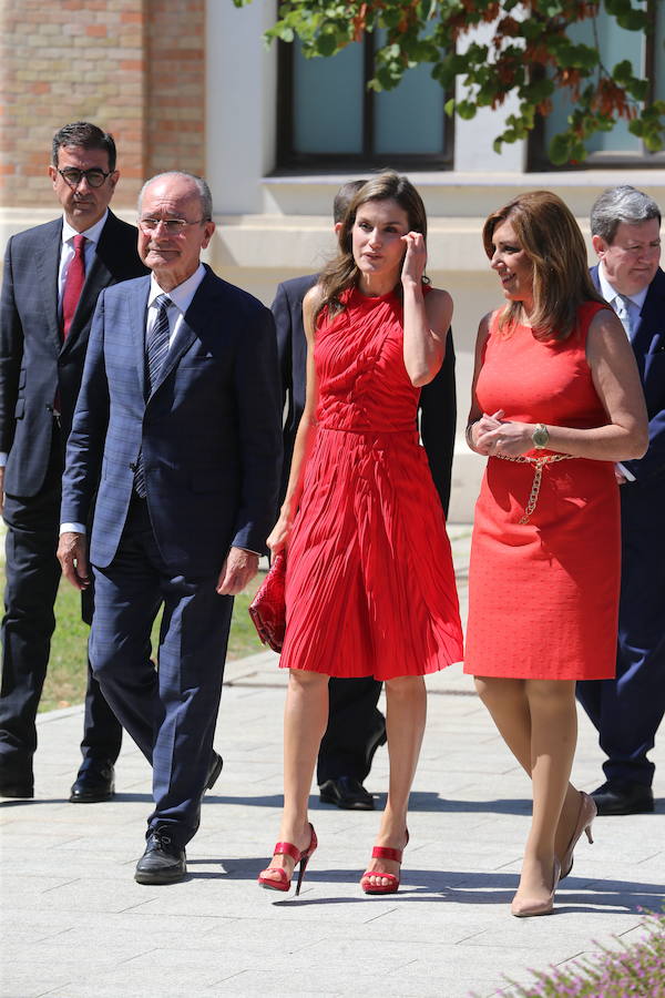 La monarca ha acudido a la apertura oficial del encuentro de los directores del instituto Cervantes en el Museo Ruso 