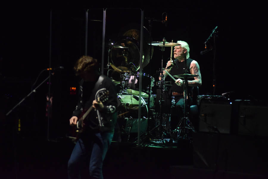 The Pretenders realizaron un despliegue musical capitaneado por el guitarreo descomunal de sus integrantes y, por encima de todo, de una Chrissie Hynde sexagenaria que recordó en Starlite por qué esta banda angloamericana comenzó a triunfar allá en los finales de los años 70.