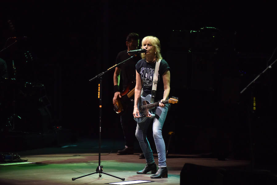 The Pretenders realizaron un despliegue musical capitaneado por el guitarreo descomunal de sus integrantes y, por encima de todo, de una Chrissie Hynde sexagenaria que recordó en Starlite por qué esta banda angloamericana comenzó a triunfar allá en los finales de los años 70.