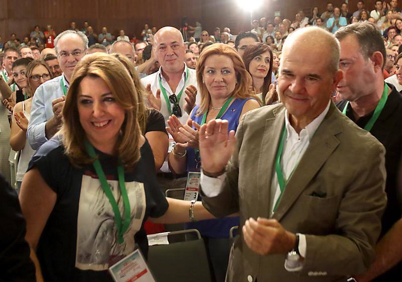 Imágenes de la primera jornada del cónclave de los socialistas andaluces