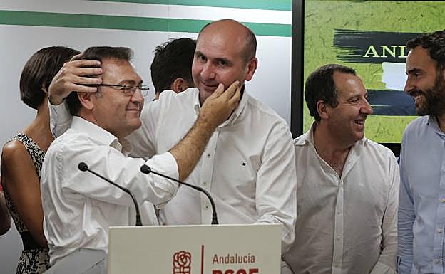 Miguel Ángel Heredia, junto a Francisco Conejo. 