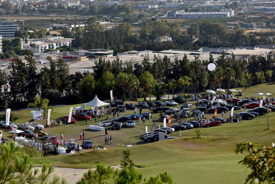 Coches de 2,3 millones de euros, el Mercedes ‘alas de gaviota’ de John Wayne o el Hispano-Suiza que encargó Alfonso XIII se dieron cita en el evento que Autobello celebró en Magna Marbella Golf.