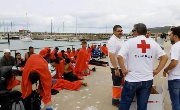 Menores marroquíes llegados a las costas de Cádiz este pasado julio.