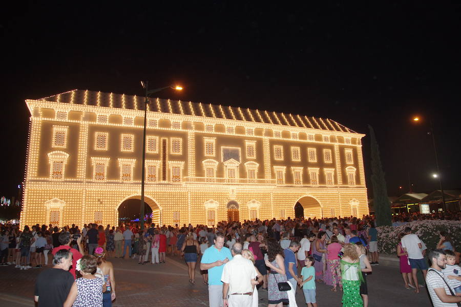 El Cortijo de Torres se encendió para recibir a la Feria de Málaga