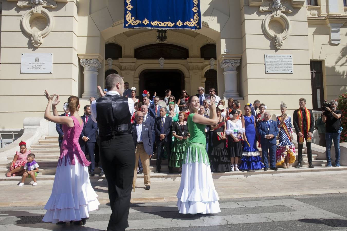 El abanderado de este año es el comunicador Francisco Javier Jurado, 'Coco'