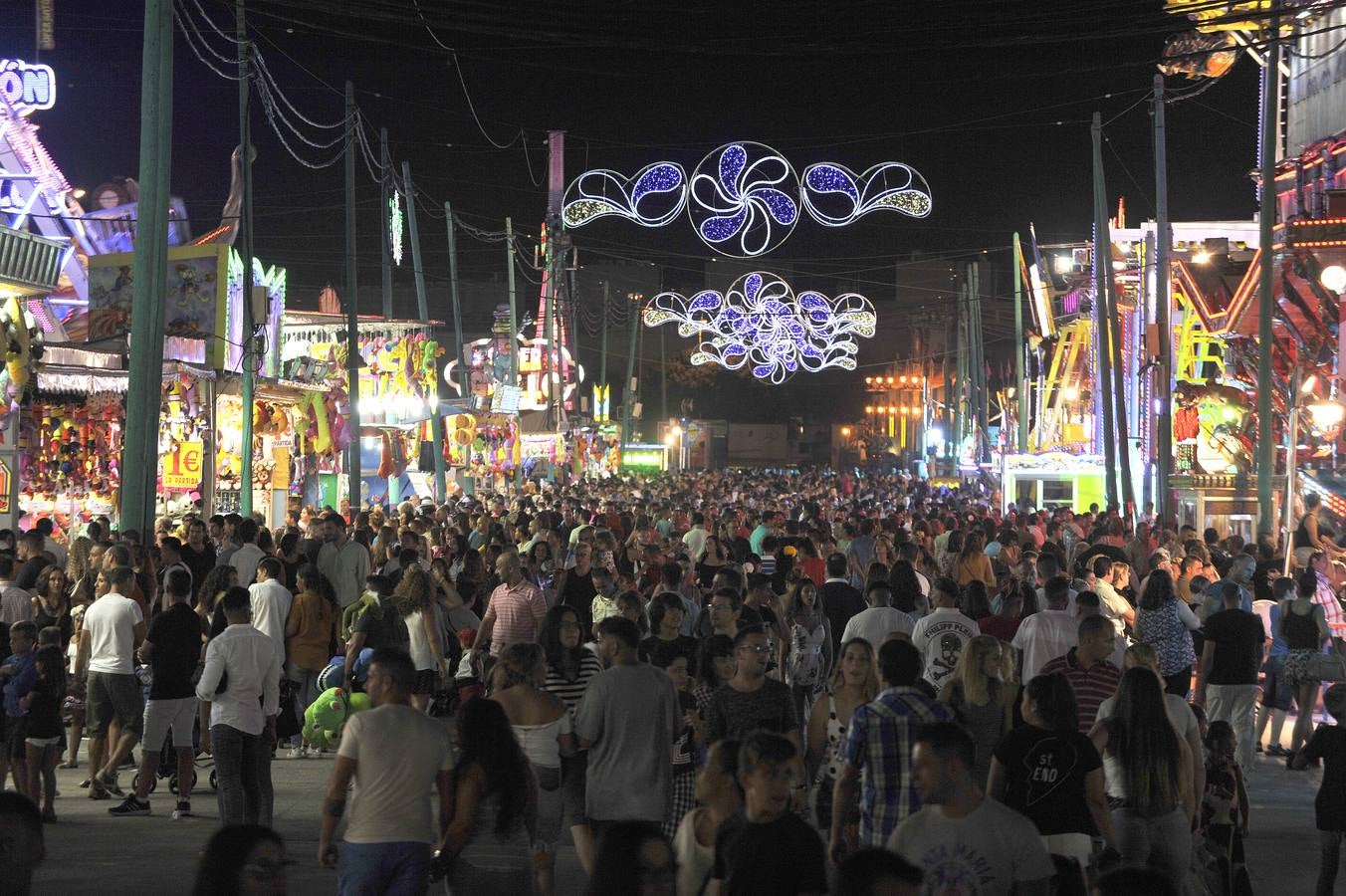 El Cortijo de Torres se encendió para recibir a la Feria de Málaga