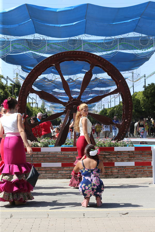 Así se vive la feria de día en el Cortijo de Torres
