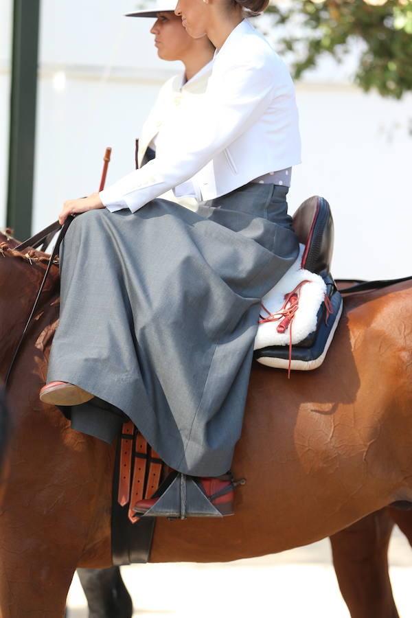 Así se vive la feria de día en el Cortijo de Torres