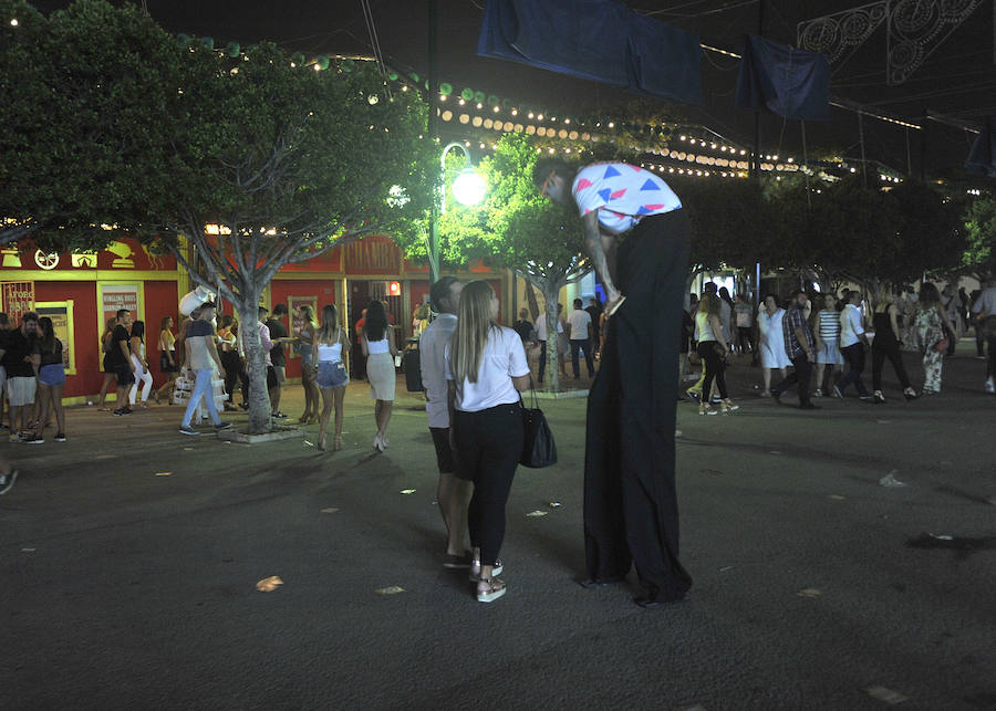 La segunda jornada de la Feria de Málaga en el real se vivió con intensidad en el Cortijo de Torres.