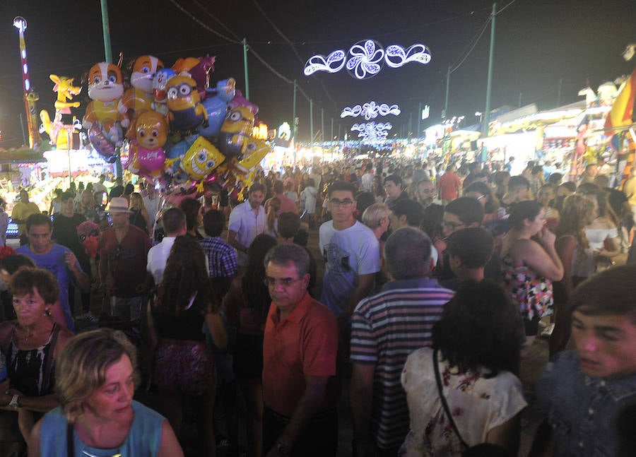 La segunda jornada de la Feria de Málaga en el real se vivió con intensidad en el Cortijo de Torres.