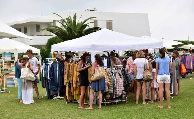 Desde hace ya un lustro, la pradera del hotel Guadalmina es el escenario de la visita estival del ‘Pop up chic