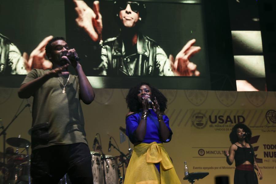 La XXI edición del Festival Pacífico Petronio Álvarez celebrado en Santiago de Cali en Colombia, donde los asistentes disfrutan de la música afrocolombiana