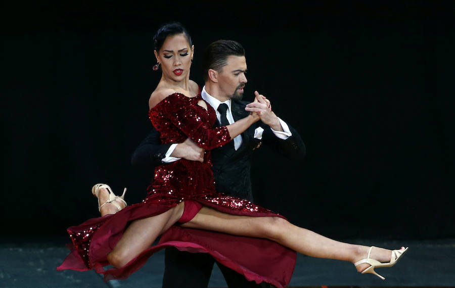 Una competición realizada desde 2009 en la que participan más de 400 parejas de todo el mundo. Entre las categorías más destacadas se encuentra el "Tango de Pista" y "Teatro Escenario"