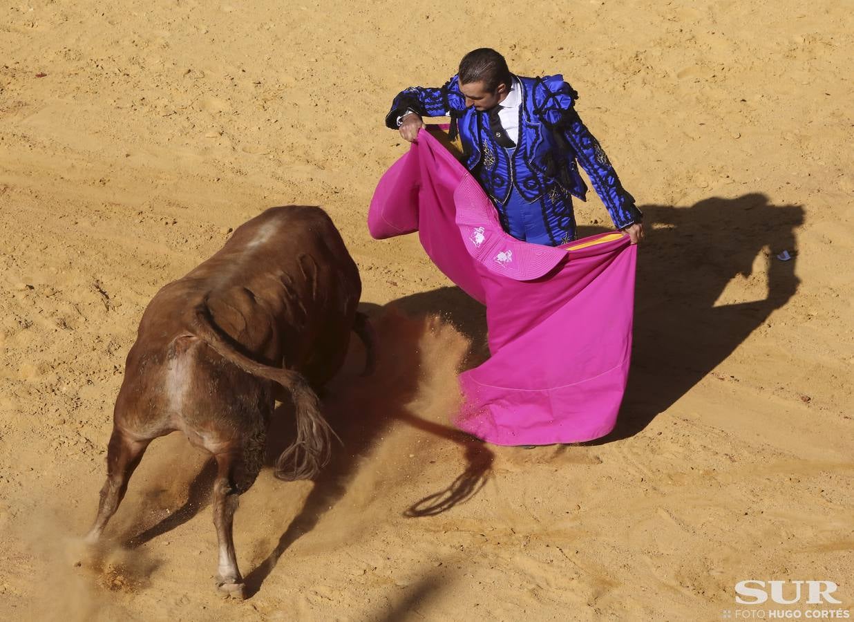 El diestro corta 2 orejas en el último toro de su carrera en una Goyesca en la que destacaron Perera y Cayetano a pie y el rejoneador Diego Ventura