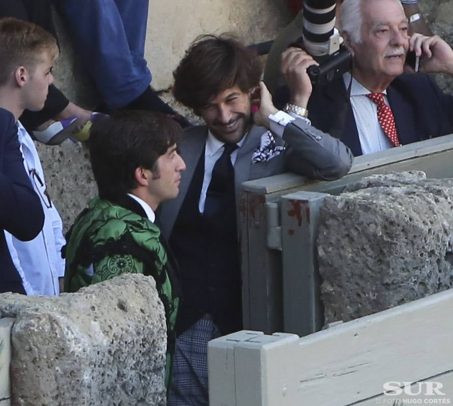 El diestro corta 2 orejas en el último toro de su carrera en una Goyesca en la que destacaron Perera y Cayetano a pie y el rejoneador Diego Ventura