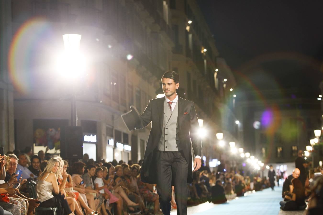 Málaga capital celebra su cita con la moda sobre la alfombra azul más larga de Europa