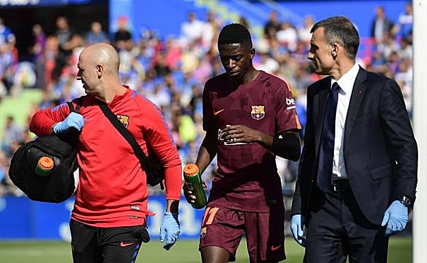 Ousmane Dembele (c), en el partido contra el Getafe.