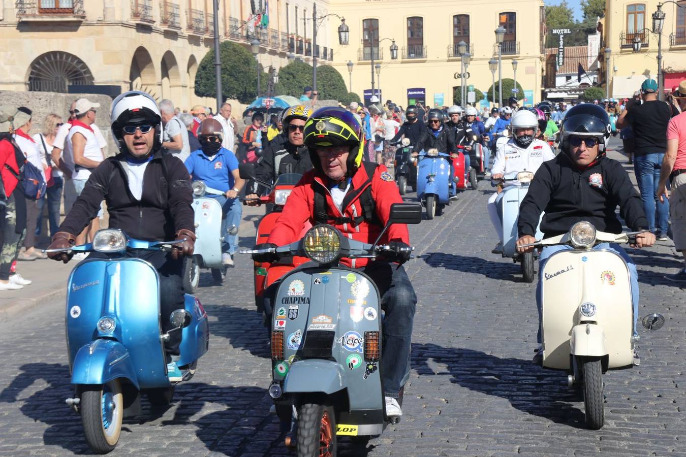 Las mejores fotos de la III Reunión de Vespas y Lambrettas organizada por el Vespa Club Ronda