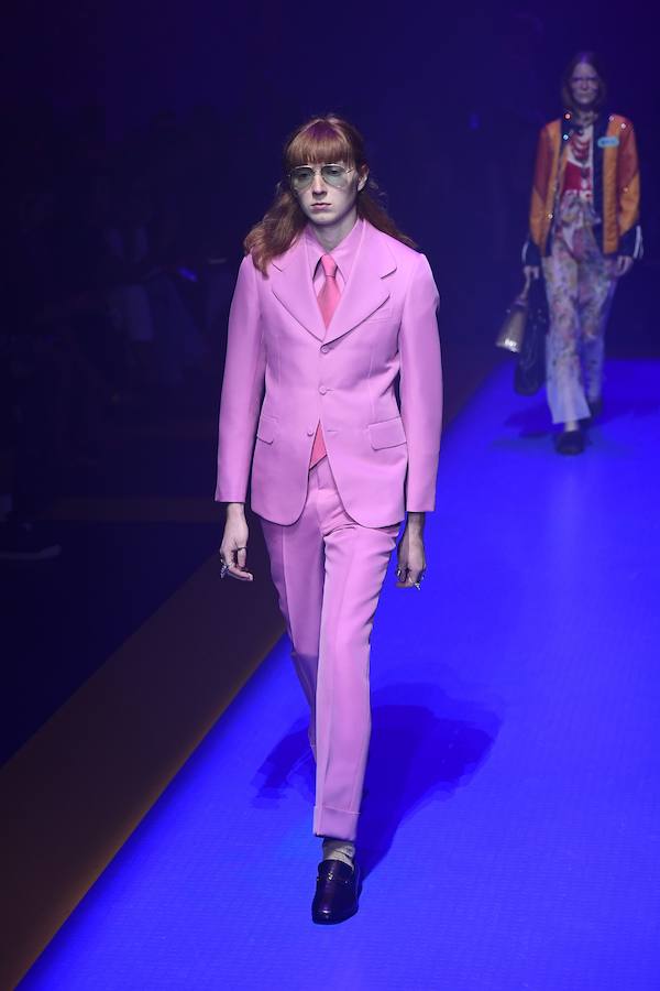 La firma italiana presenta su nueva colección Primavera-Verano durante la semana de la moda de Milán 