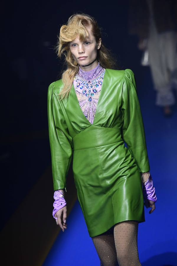 La firma italiana presenta su nueva colección Primavera-Verano durante la semana de la moda de Milán 