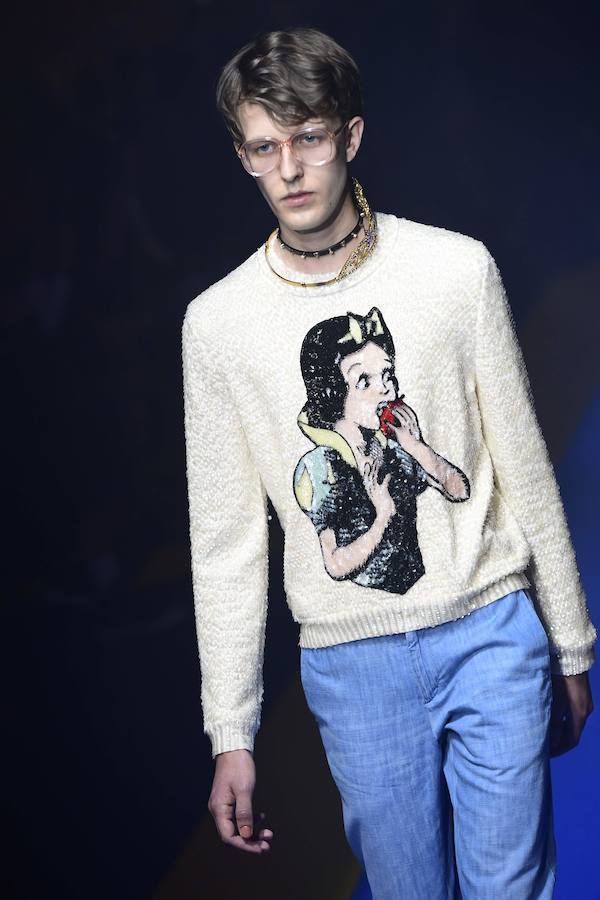 La firma italiana presenta su nueva colección Primavera-Verano durante la semana de la moda de Milán 