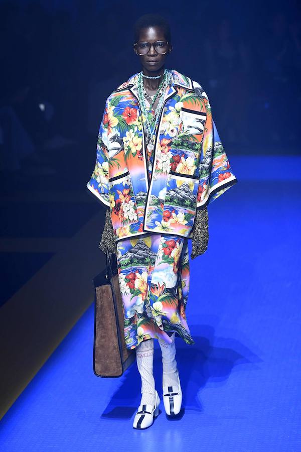 La firma italiana presenta su nueva colección Primavera-Verano durante la semana de la moda de Milán 