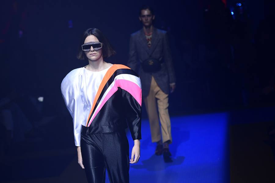 La firma italiana presenta su nueva colección Primavera-Verano durante la semana de la moda de Milán 