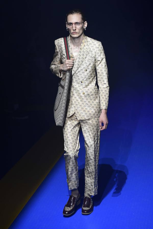 La firma italiana presenta su nueva colección Primavera-Verano durante la semana de la moda de Milán 