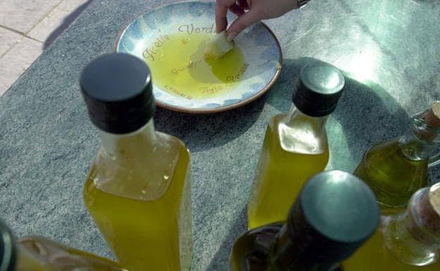 Cómo distinguir entre aceites de oliva, virgen y virgen extra 