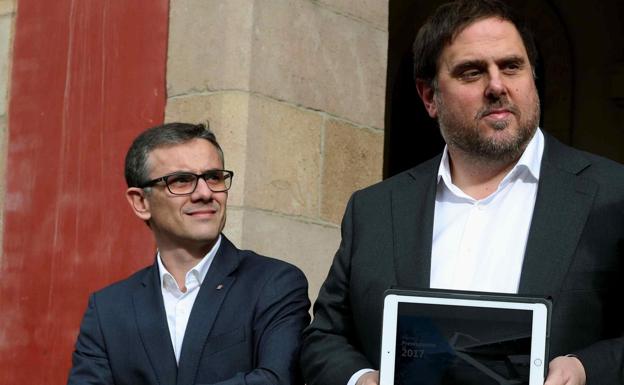 Josep Maria Jové (i.) y Oriol Junqueras (d.).