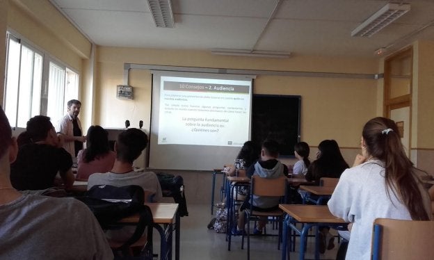 Institutos se suman al proyecto del IES Playamar contra el desempleo juvenil