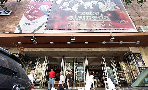 El teatro Alameda, en la céntrica calle Córdoba, será remozado para acoger el proyecto teatral del actor y director malagueño. :