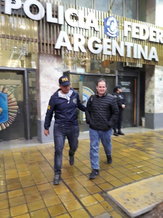 Carlos Fernández, cuando fue detenido en Argentina. 