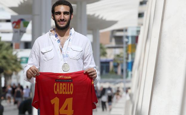 Álvaro Cabello, con la camiseta de la selección española. 