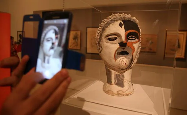 El Museo Picasso Málaga reivindica el lado femenino del surrealismo