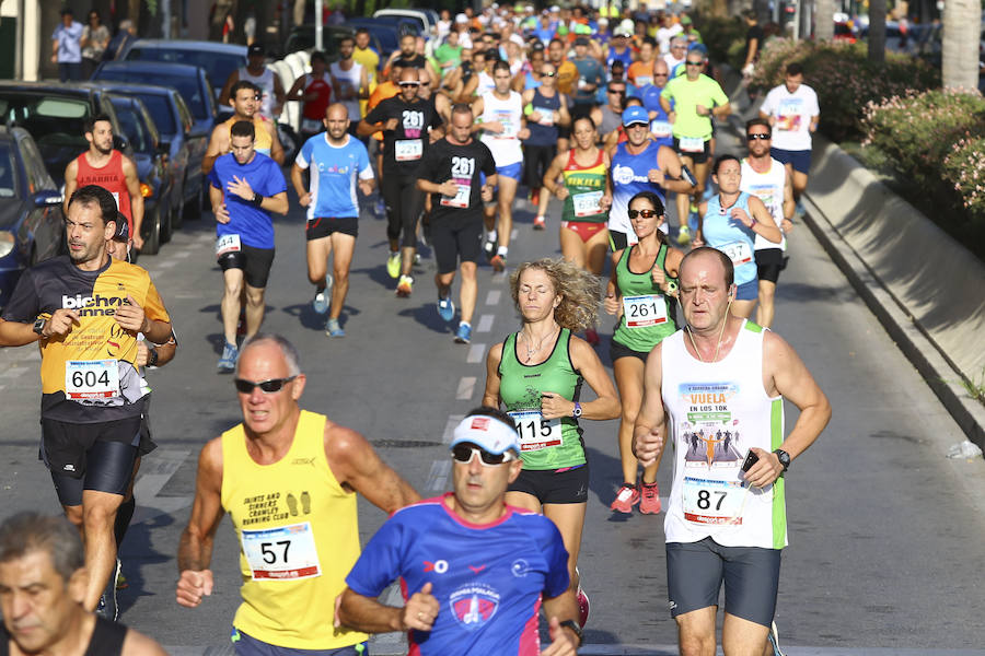 En su quinta edición, la prueba urbana ha llegado a los 800 corredores