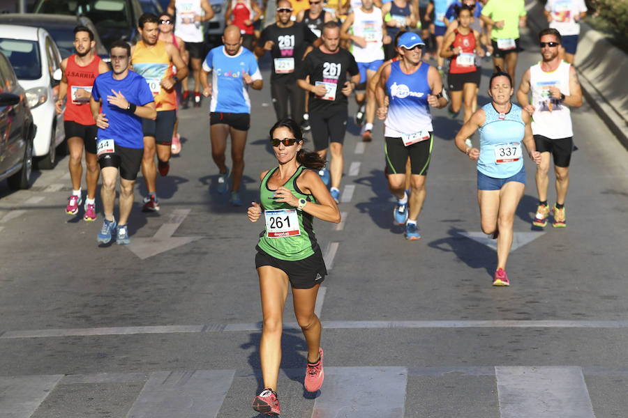 En su quinta edición, la prueba urbana ha llegado a los 800 corredores