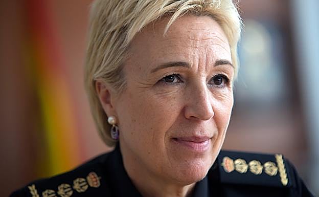 María Marcos es la comisaria principal de la UDEV, la unidad policial que la Europol ha premiado por su lucha contra las falsificaciones en España.
