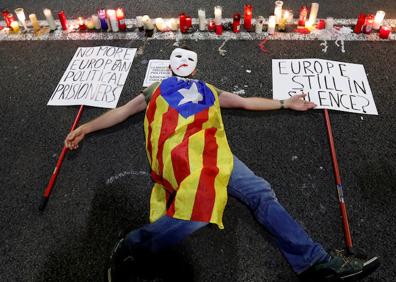 Imagen secundaria 1 - Varios momentos de la manifestación. 